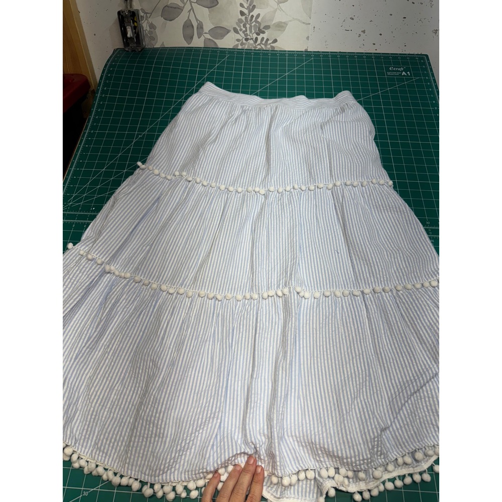 Crown & Ivy Seersucker Pom Pom Two Piece Set Top & Maxi Skirt Blue White Large
